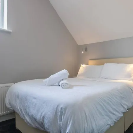 Aona Townhouse