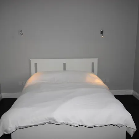 Aona Townhouse Affittacamere 4*